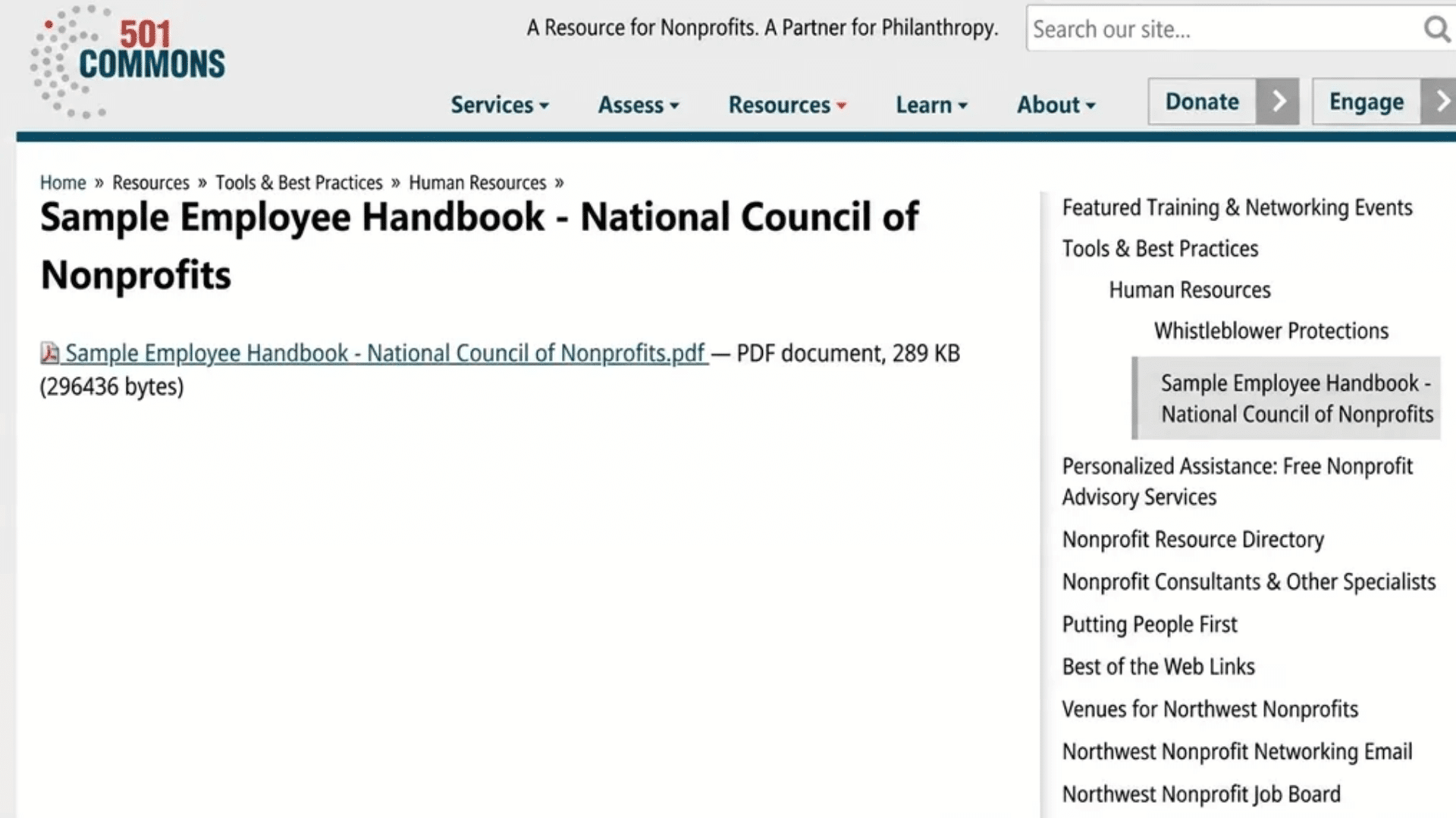 501 Commons webpage showing a sample employee handbook PDF for nonprofits with navigation sidebar and HR resources menu.